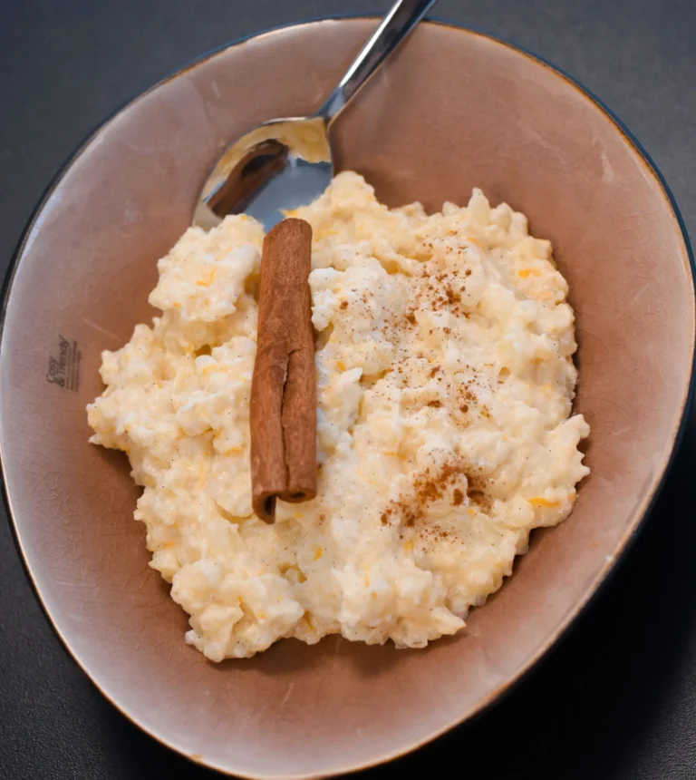 Cremiger Slow Cooker Milchreis: Das perfekte Dessert für gemütliche Abende