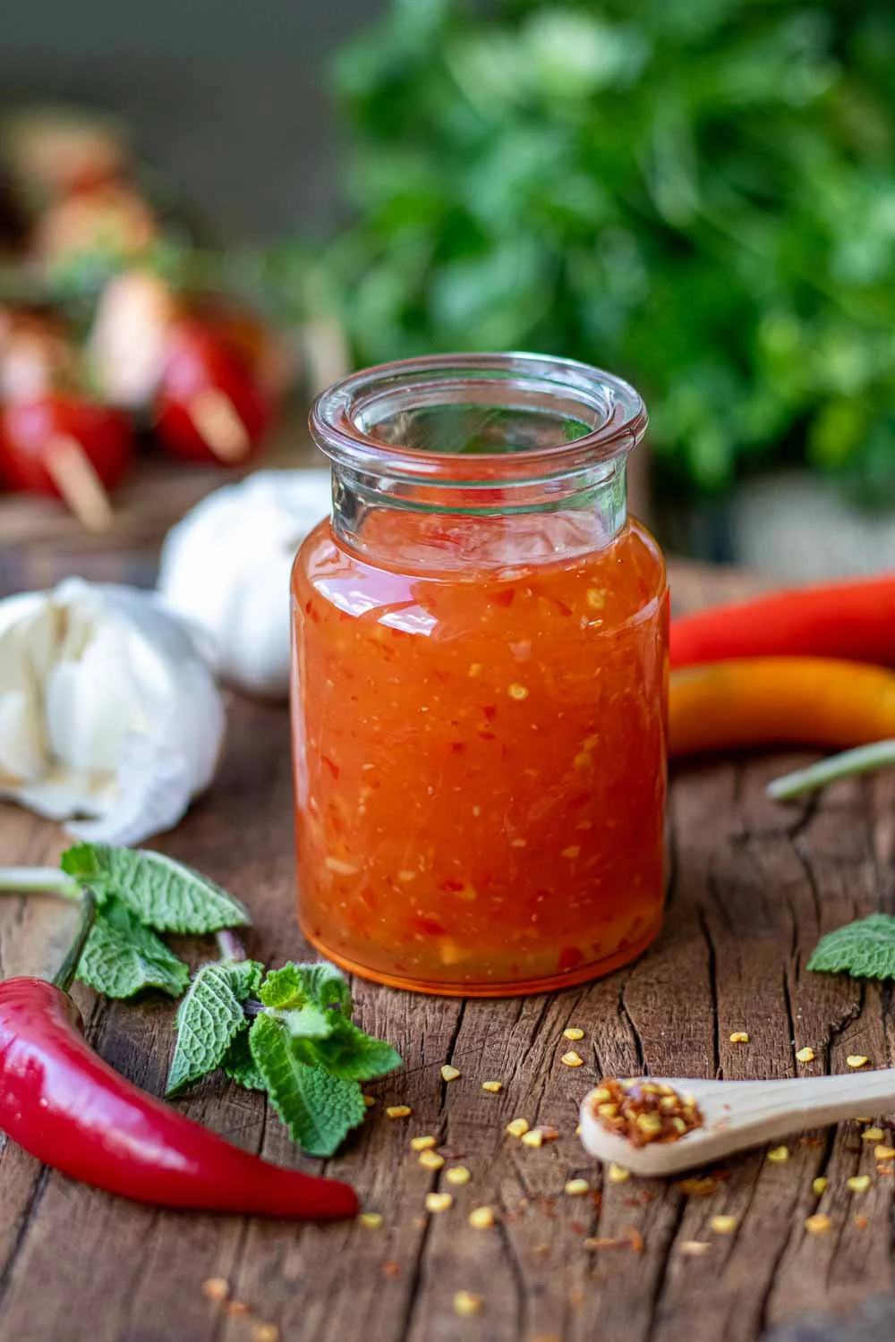 Einfach selbst gemachte Chili-Sauce: Schnell, günstig & individuell