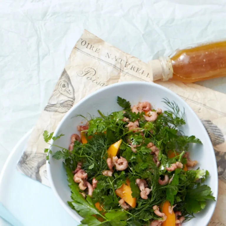 Nordseekrabben-Salat mit Zitrus-Dressing: Sommerliche Küsten-Vibes wie von Yeti inspiriert