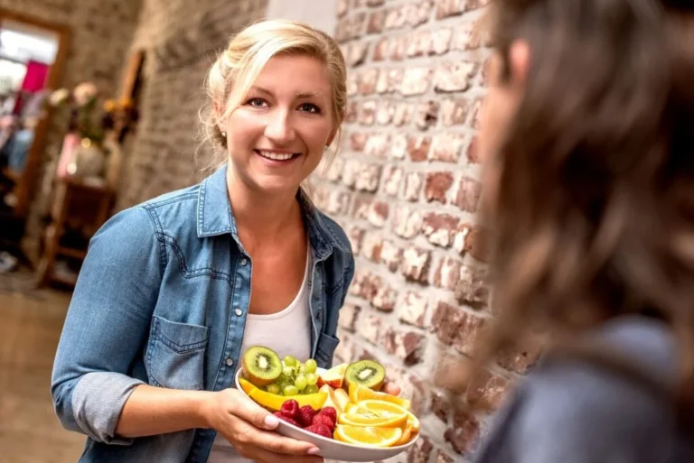 Wir haben Ernährungsberater gefragt: Das ist der gesündeste Snack aus der Packung – und alle nannten denselben