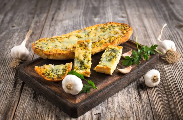 Schnelles Knoblauchbrot für Singles: Perfektes Abendessen nach der Arbeit – inkl. Wochenübersicht
